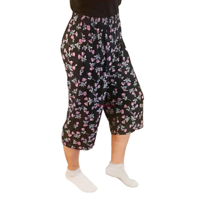 Jana tříčtvrteční kalhoty s kytičkama pro baculky