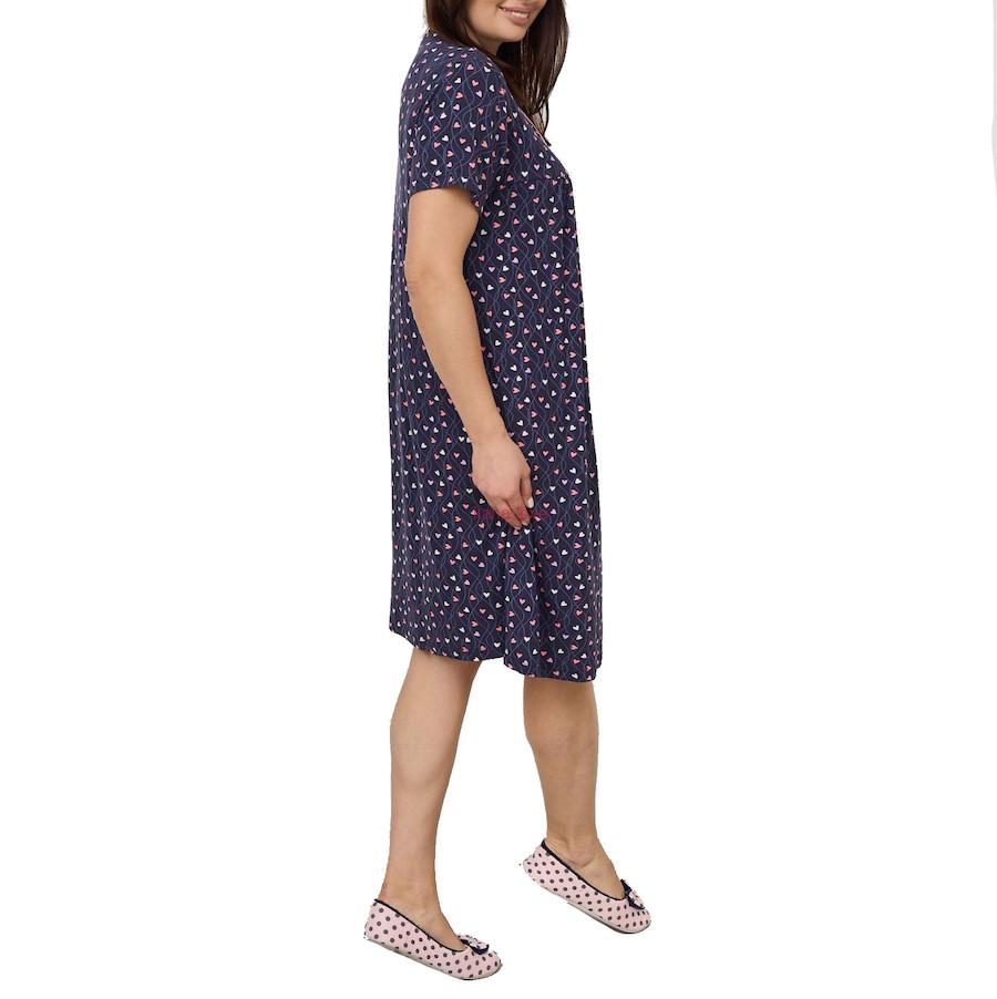 Valentýna noční košile se srdíčky v nadměrných velikostech