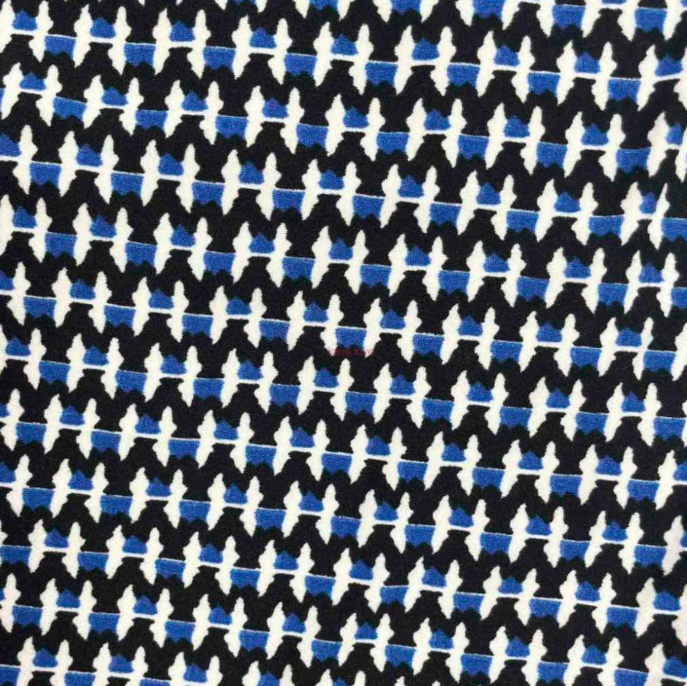 Agáta 3/4 legíny se vzorečkem